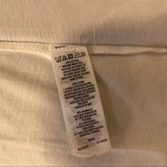 1 XS Left!! French Connection Women’s Graphic Tee - Picture 8 of 8